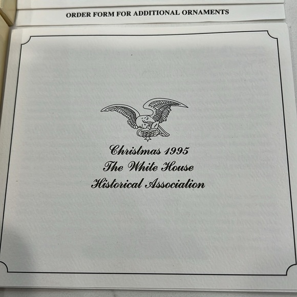 White House Christmas Honoring President Zachary Taylor Historical 1995 Ornament - Picture 4 of 7